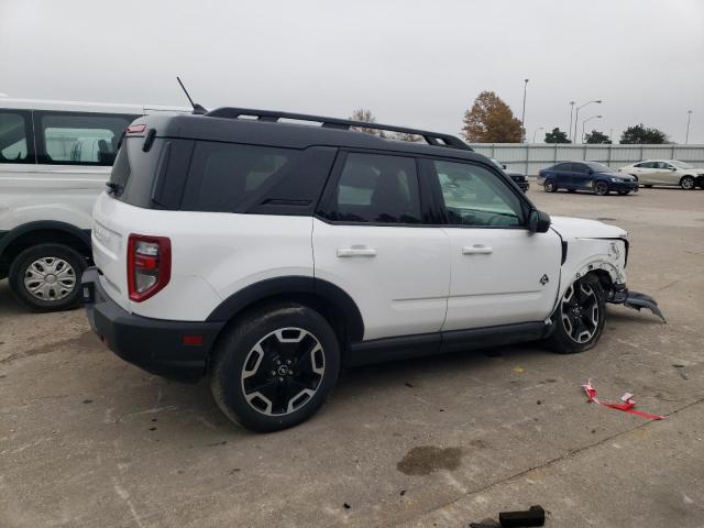 Image 3 of 2022 FORD BRONCO SPORT OUTER BANKS 2022 with VIN 3FMCR9C65NRD40657