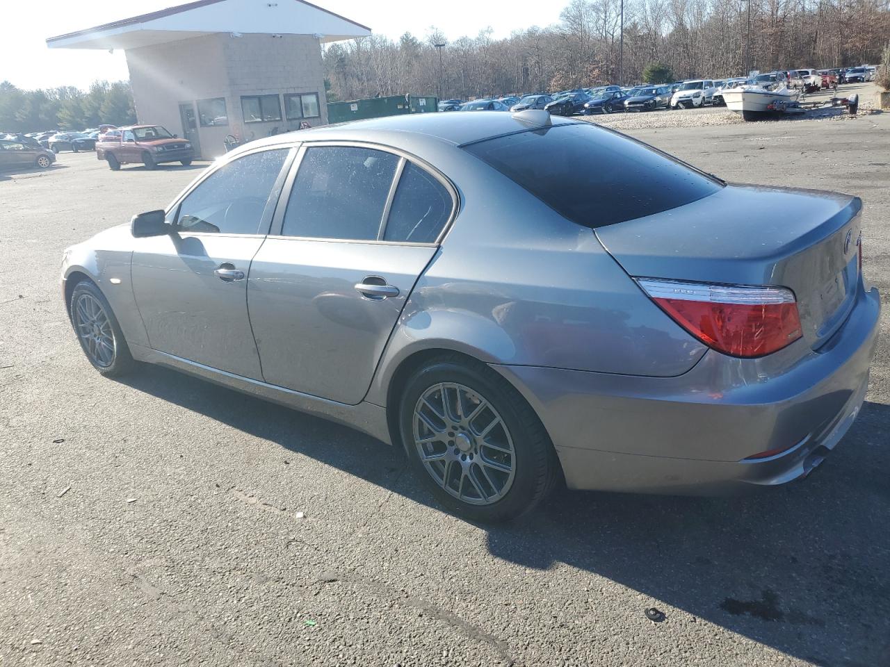 Изображение 2 2008 BMW 528 XI 2008 с VIN WBANV13568BZ47691