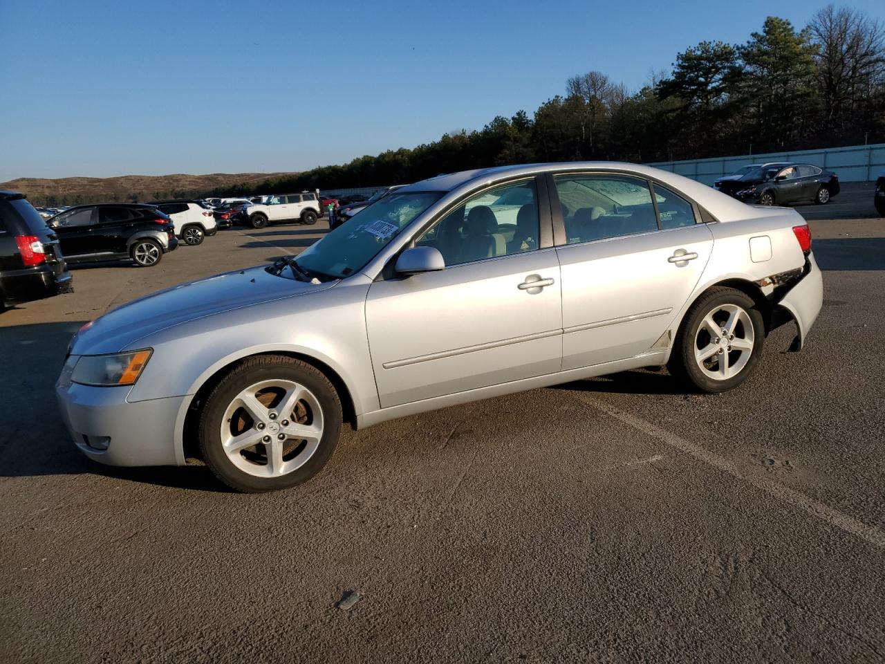 Image 1 of 2007 HYUNDAI SONATA SE 2007 with VIN 5NPEU46F67H216140