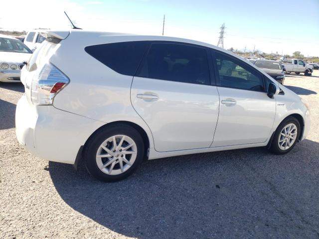 Image 3 of 2014 TOYOTA PRIUS V  2014 with VIN JTDZN3EU1E3336624