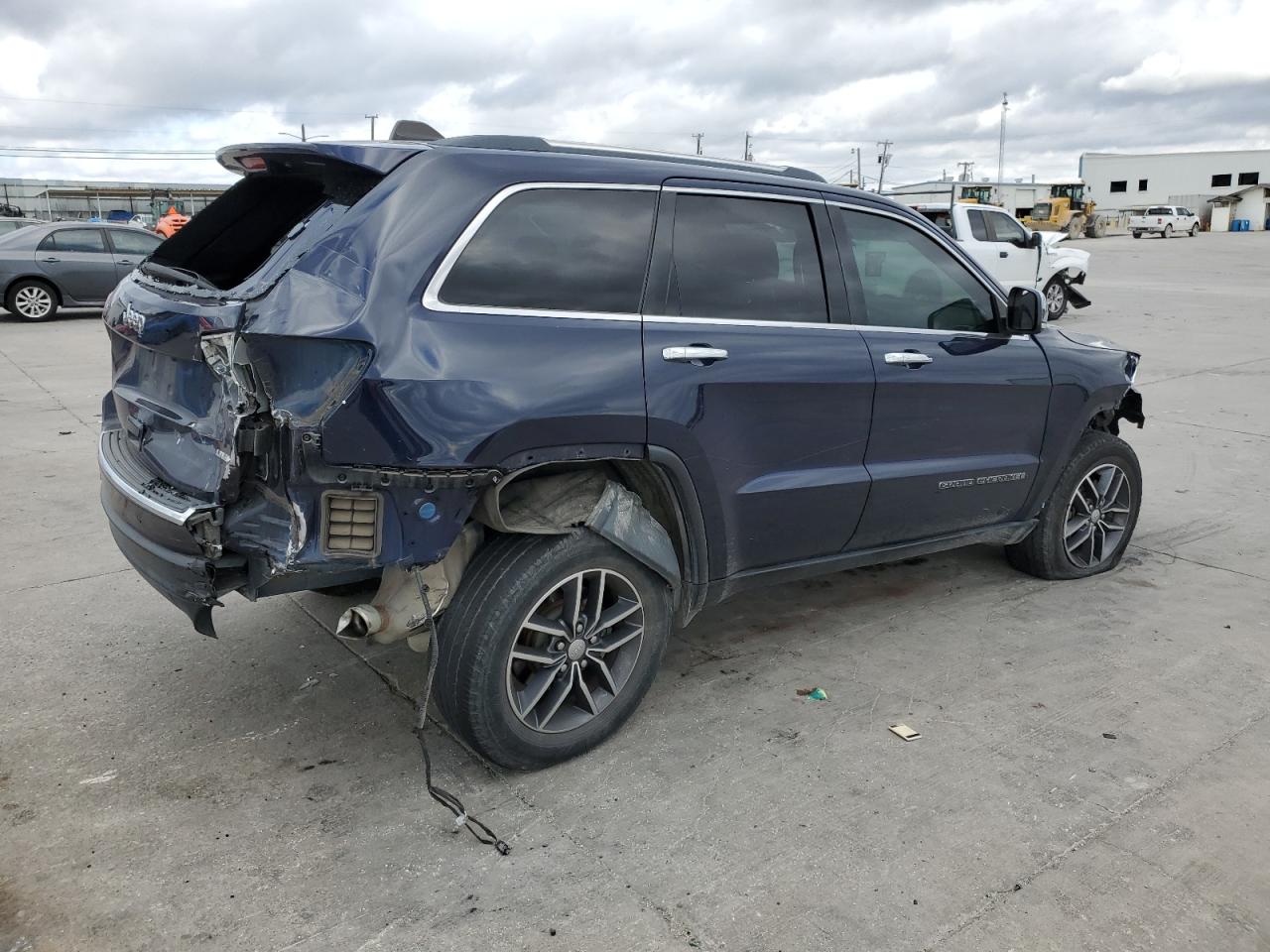 Image 3 of 2017 JEEP GRAND CHEROKEE LIMITED 2017 with VIN 1C4RJFBG1HC956759