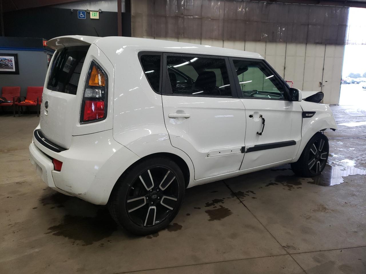 Obraz 3 z 2011 KIA SOUL + 2011 z VIN KNDJT2A20B7727205