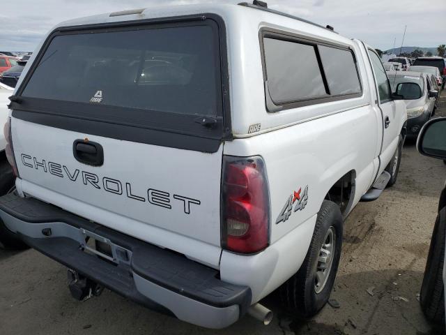 Image 3 of 2004 CHEVROLET SILVERADO K1500 2004 with VIN 1GCEK14V24Z315072