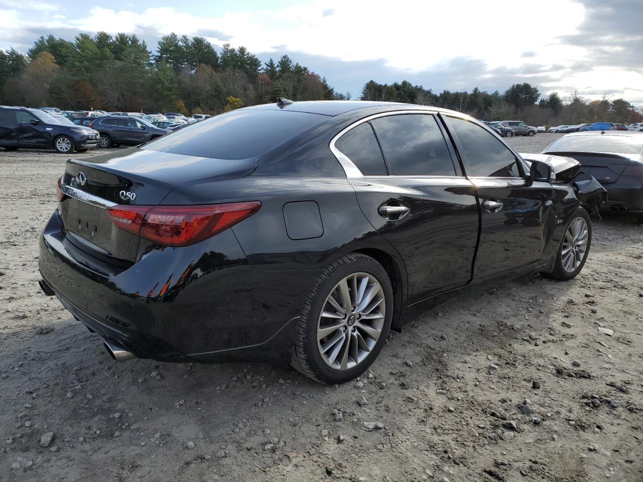 Image 3 of 2018 INFINITI Q50 LUXE 2018 with VIN JN1EV7AR5JM610227