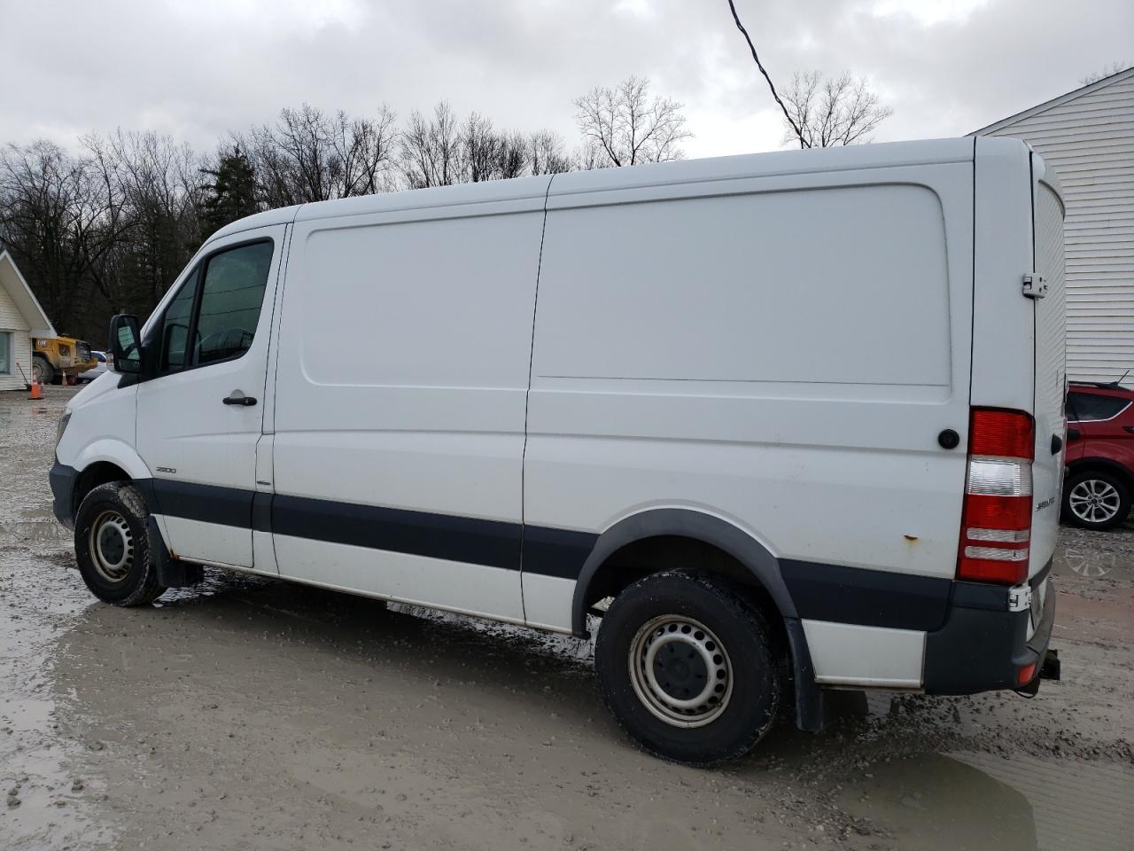 Image 2 of 2015 MERCEDES-BENZ SPRINTER 2500 2015 with VIN WD3PE7DC0F5985922