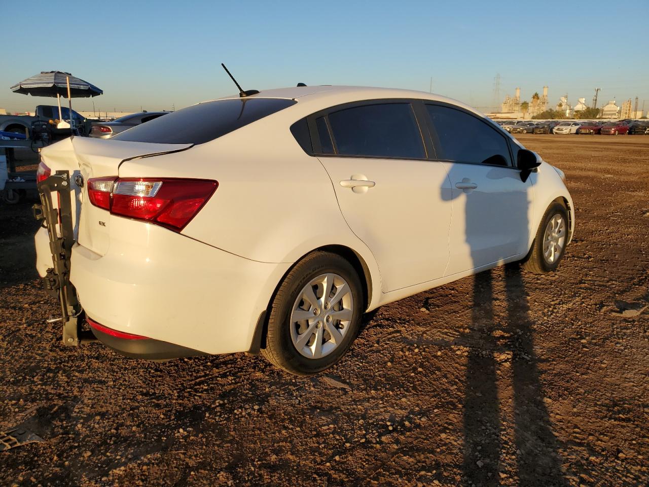 Изображение 3 2016 KIA RIO EX 2016 с VIN KNADN4A34G6627663