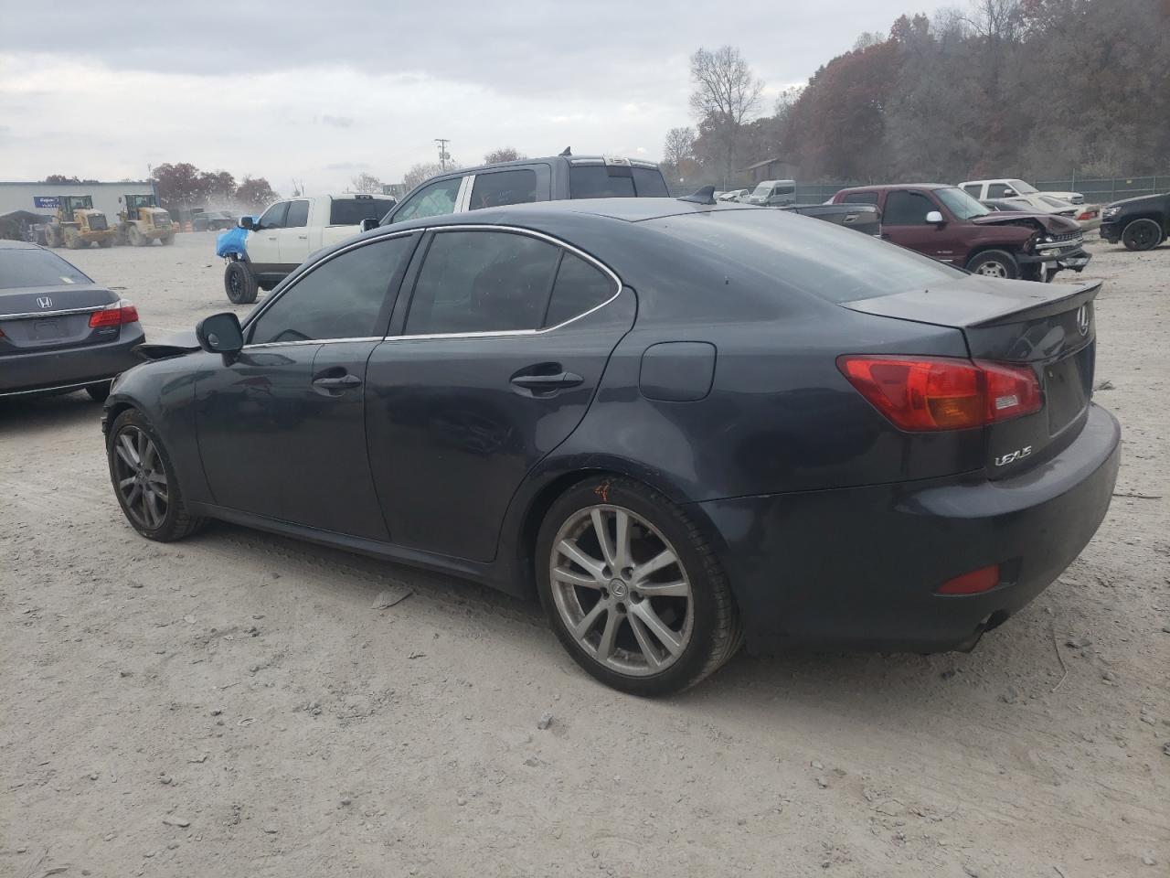 Изображение 2 2007 LEXUS IS 350 2007 с VIN JTHBE262272008919
