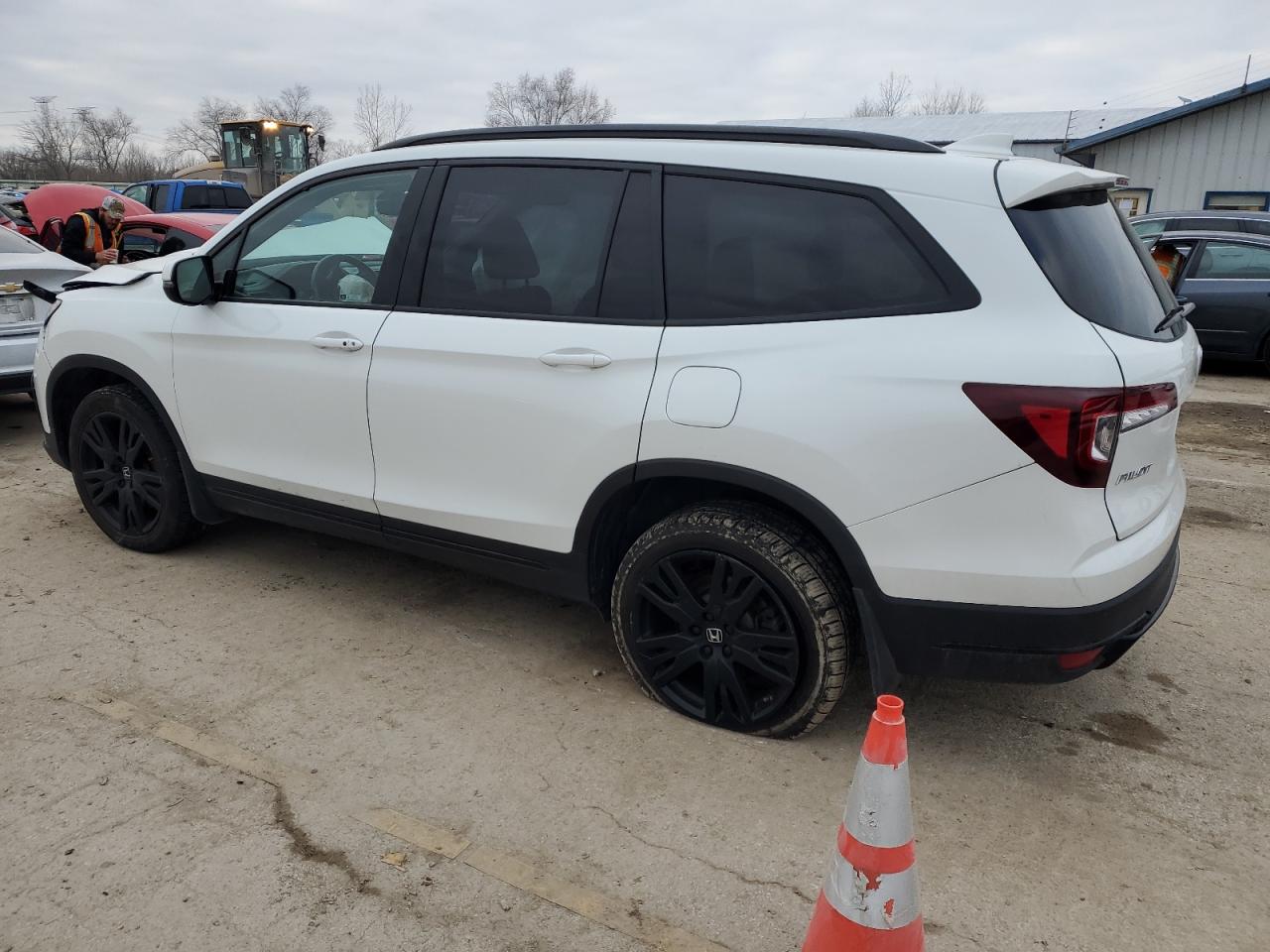 Image 2 of 2021 HONDA PILOT BLACK 2021 with VIN 5FNYF6H77MB087165