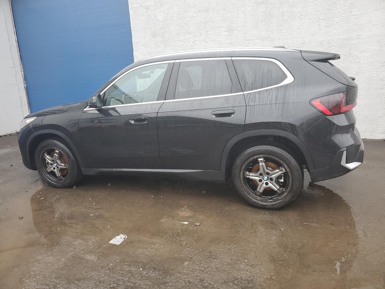 Изображение 2 2023 BMW X1 XDRIVE28I 2023 с VIN WBX73EF08P5X06451