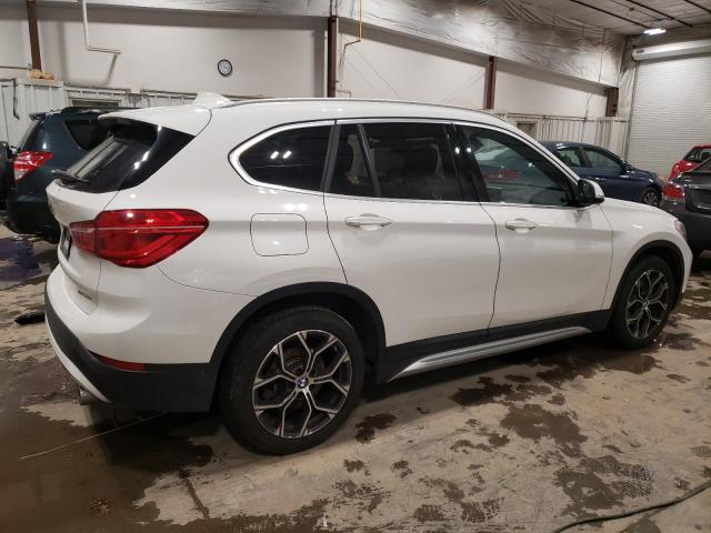 Obraz 3 z 2020 BMW X1 XDRIVE28I 2020 z VIN WBXJG9C08L5R32747
