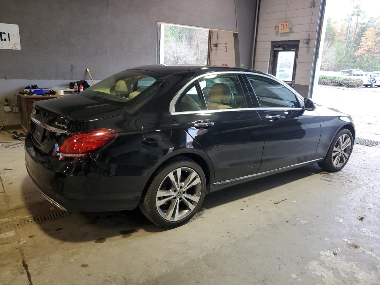 Изображение 3 2020 MERCEDES-BENZ C 300 4MATIC 2020 с VIN WDDWF8EBXLR539426