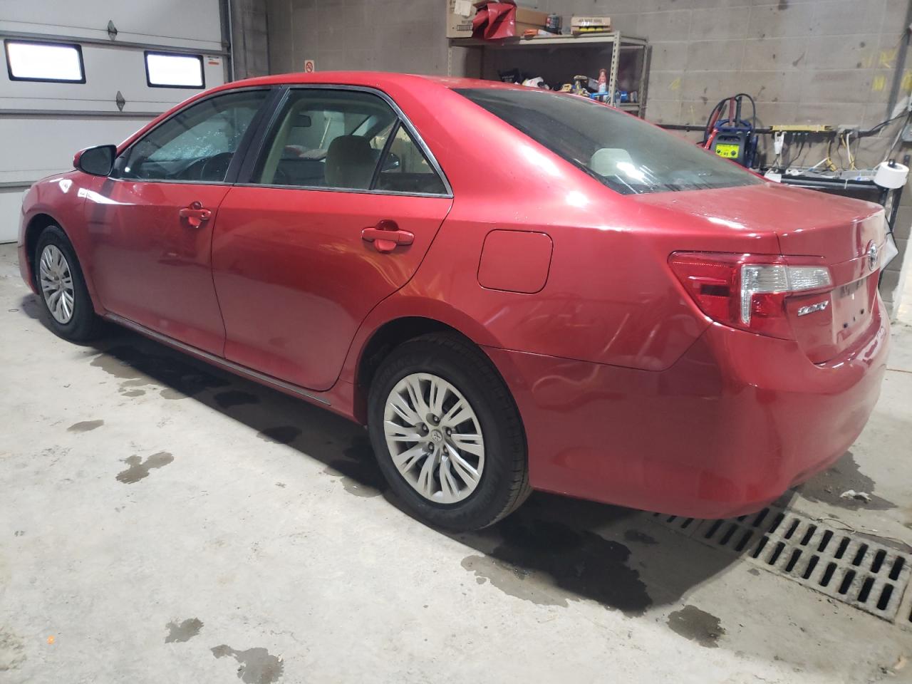 Изображение 2 2012 TOYOTA CAMRY BASE 2012 с VIN 4T1BF1FK4CU554513