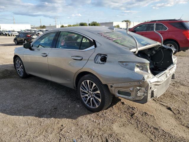 Изображение 2 2019 LEXUS ES 300H 2019 с VIN JTHB21B16K2023268
