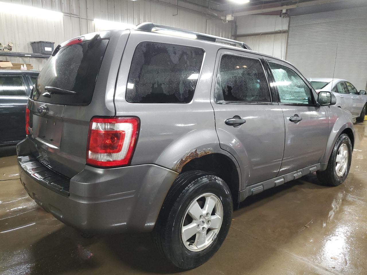 Image 3 of 2012 FORD ESCAPE XLT 2012 with VIN 1FMCU0D73CKA99958