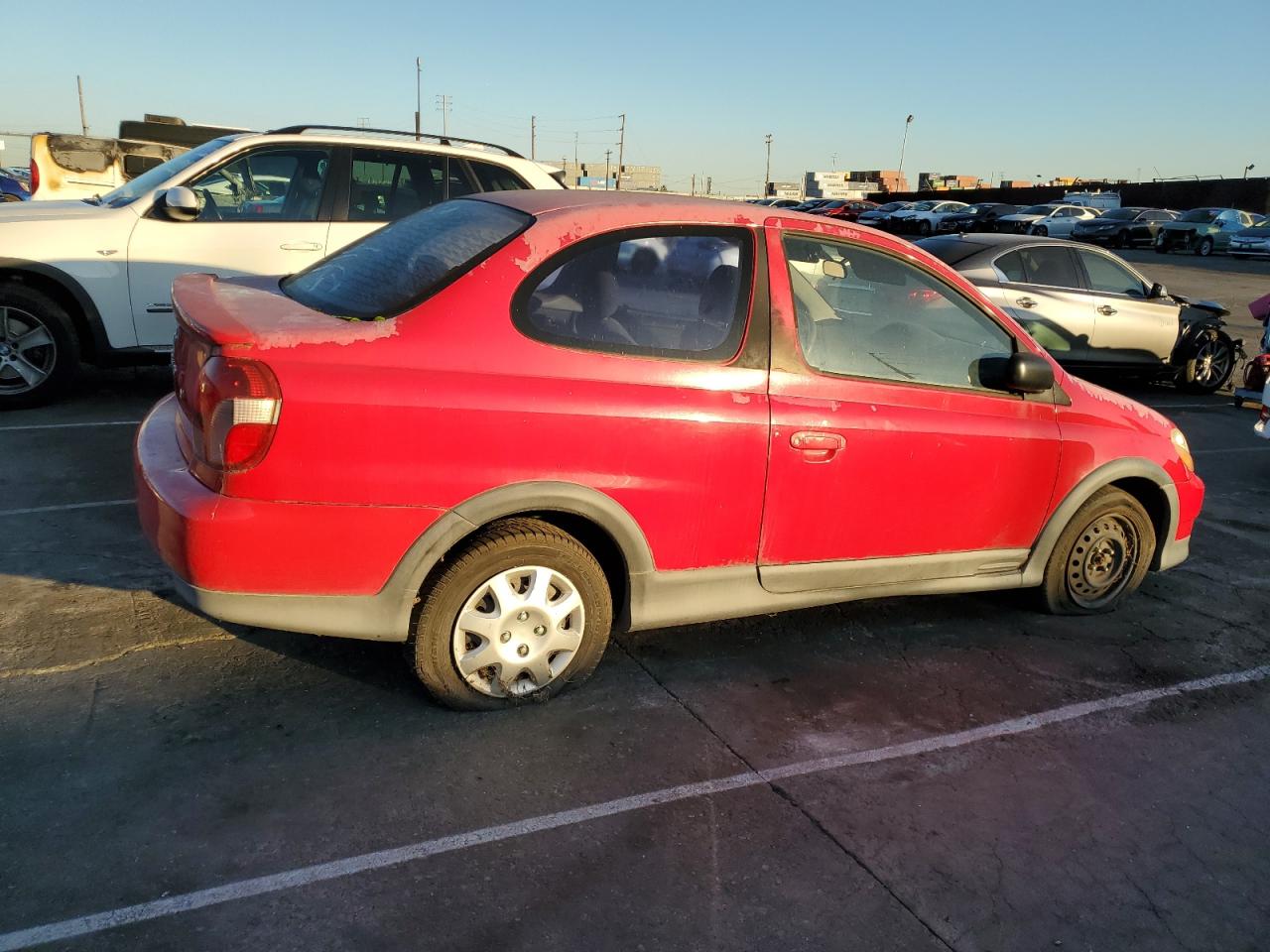 Image 3 of 2000 TOYOTA ECHO  2000 with VIN JTDAT1230Y5008767