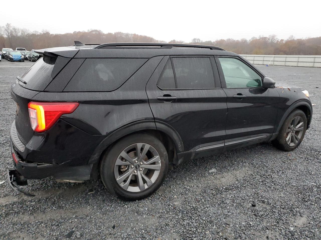 Изображение 3 2021 FORD EXPLORER XLT 2021 с VIN 1FMSK7DH1MGA02246