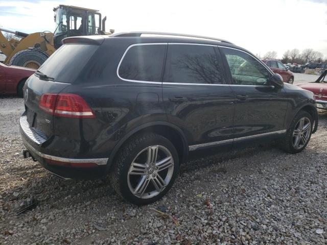Image 3 of 2016 VOLKSWAGEN TOUAREG TDI 2016 with VIN WVGEP9BP1GD001513