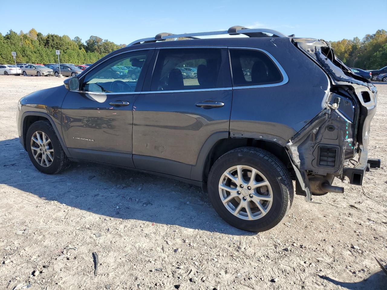 Image 2 of 2015 JEEP CHEROKEE LATITUDE 2015 with VIN 1C4PJMCS0FW789241