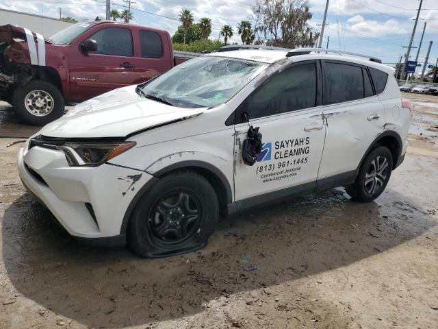 Image 1 of 2018 TOYOTA RAV4 LE 2018 with VIN JTMZFREV2JJ211002