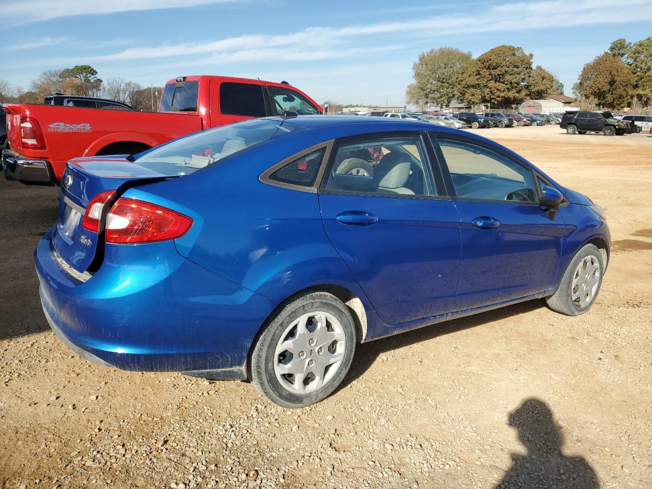 Image 3 of 2011 FORD FIESTA S 2011 with VIN 3FADP4AJ0BM170862