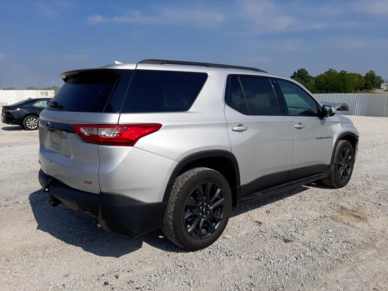 Изображение 3 2021 CHEVROLET TRAVERSE RS 2021 с VIN 1GNEVJKW9MJ229430