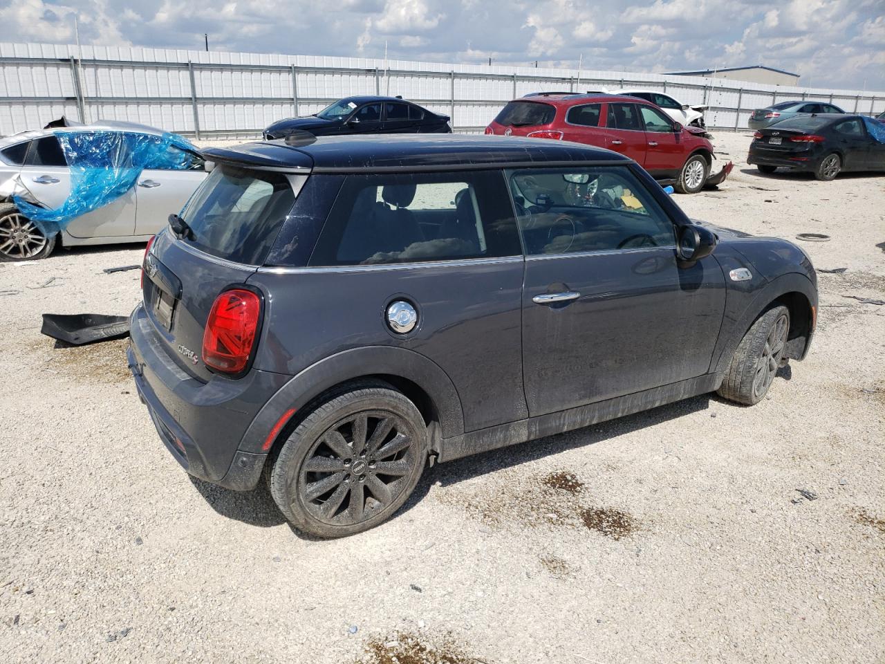 Obraz 3 z 2019 MINI COOPER S 2019 z VIN WMWXP7C5XK2C62724
