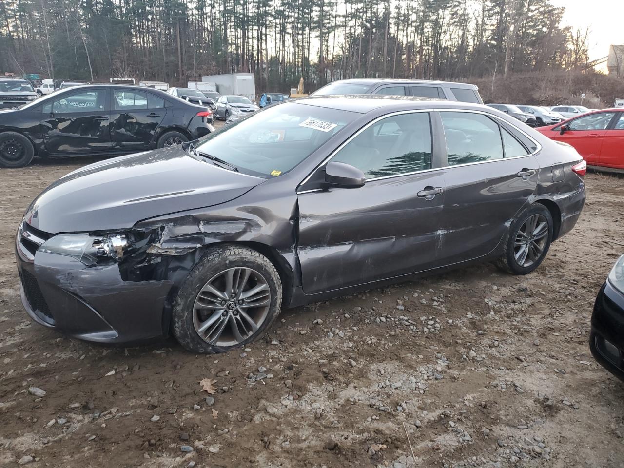 Image 1 of 2015 TOYOTA CAMRY LE 2015 with VIN 4T1BF1FK4FU984787