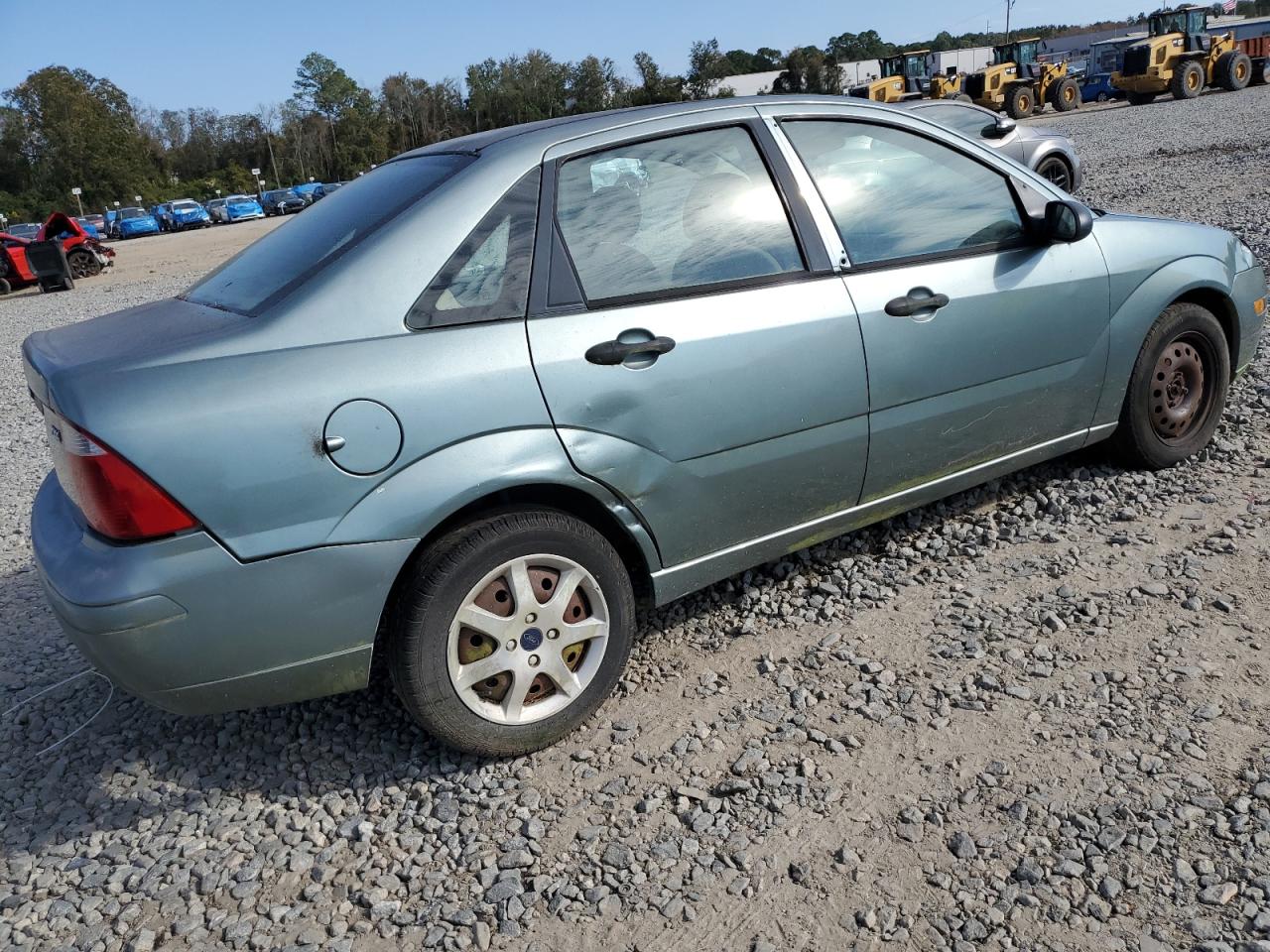 Image 3 of 2005 FORD FOCUS ZX4 2005 with VIN 1FAFP34N75W155510
