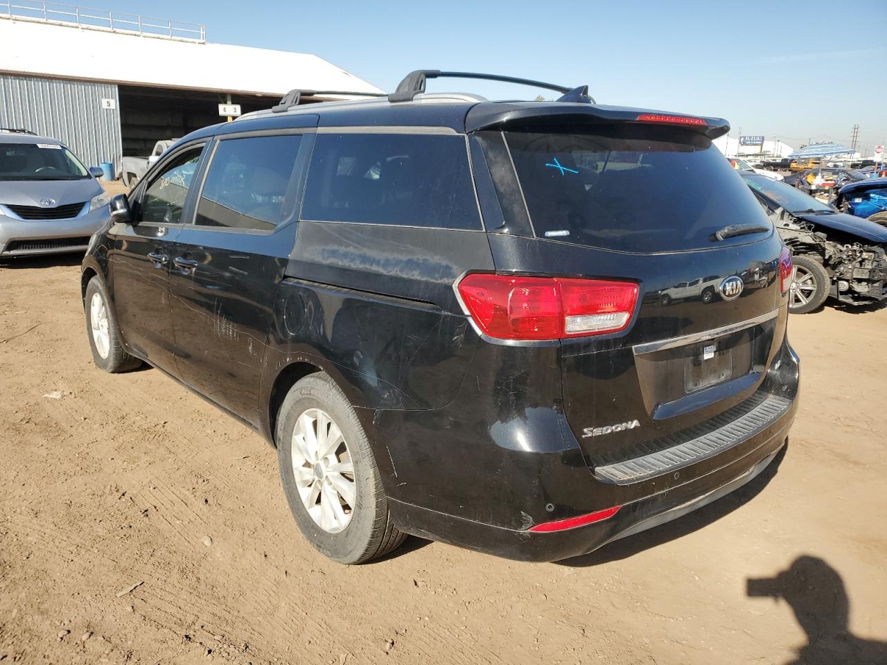 Image 2 of 2016 KIA SEDONA LX 2016 with VIN KNDMB5C1XG6094859