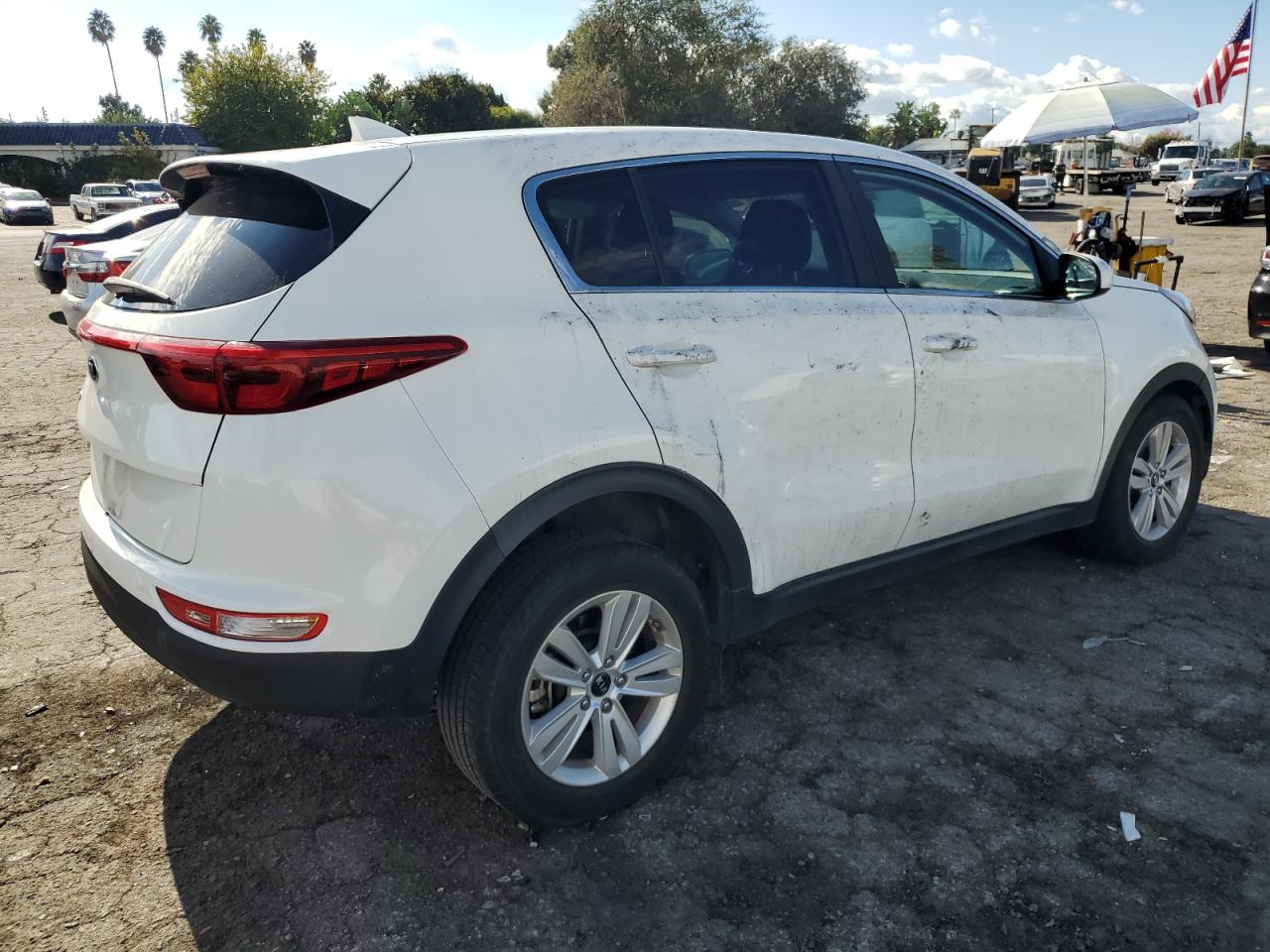 Изображение 3 2019 KIA SPORTAGE LX 2019 с VIN KNDPM3AC5K7596004
