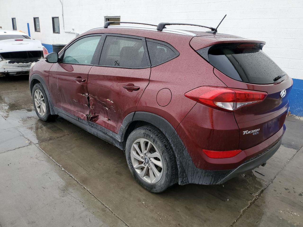 Obraz 2 z 2016 HYUNDAI TUCSON LIMITED 2016 z VIN KM8J3CA24GU082651