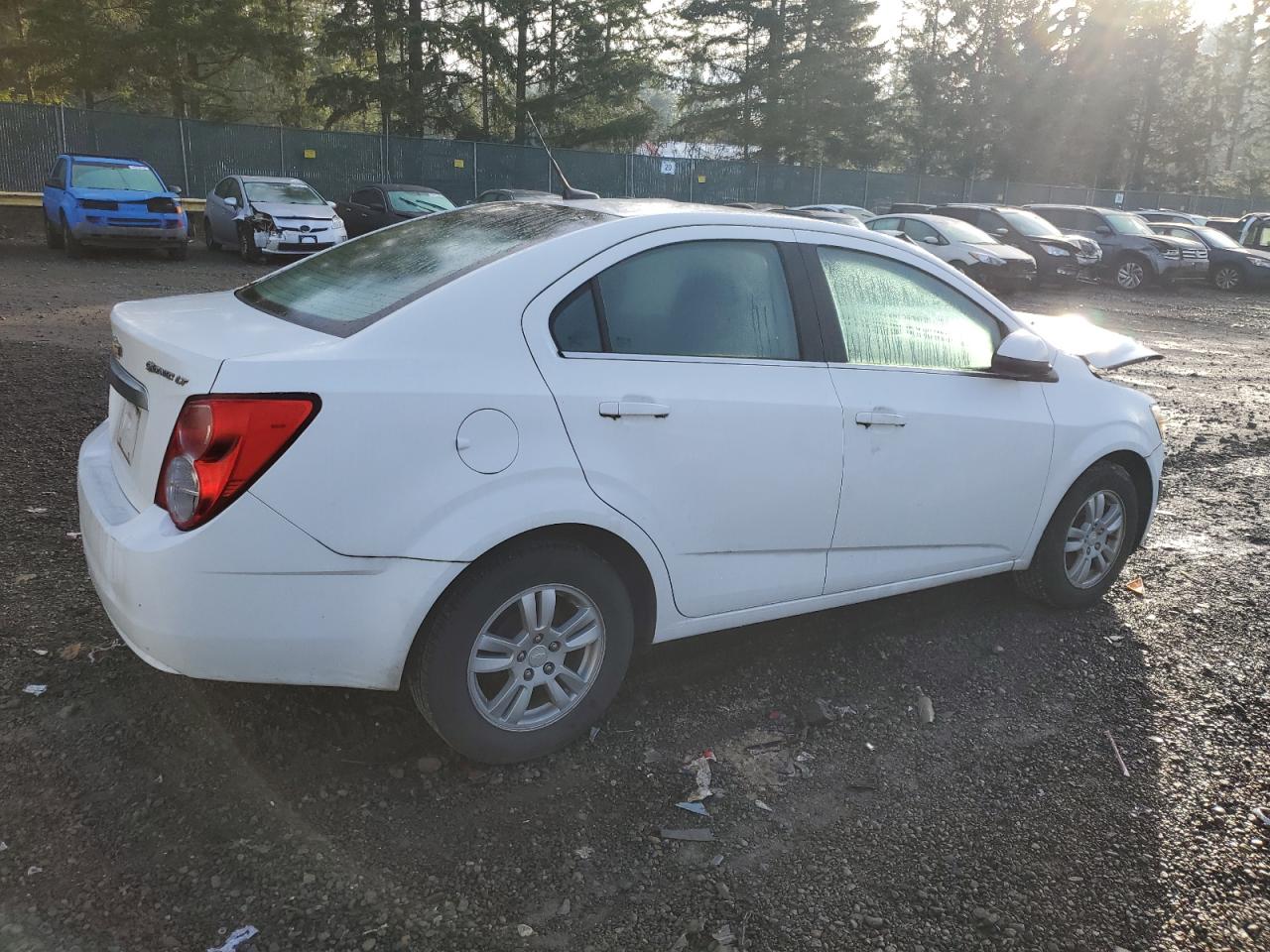 Изображение 3 2013 CHEVROLET SONIC LT 2013 с VIN 1G1JC5SH4D4240073