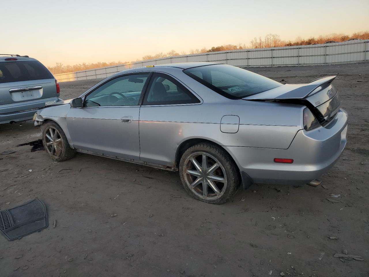 Изображение 2 1998 HONDA ACCORD LX 1998 с VIN 1HGCG2241WA007094