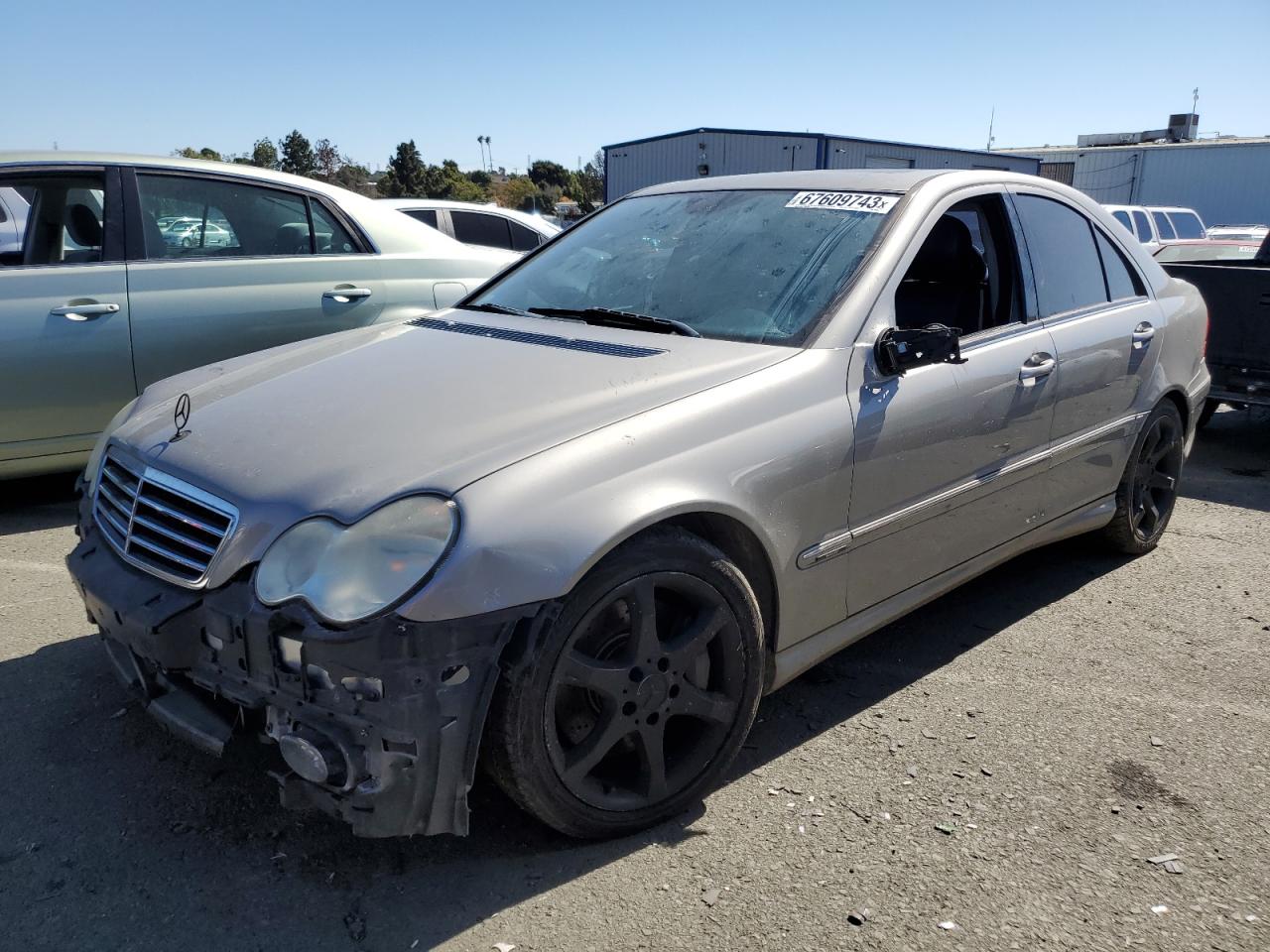 Obraz 1 z 2007 MERCEDES-BENZ C 230 2007 z VIN WDBRF52H27A945394