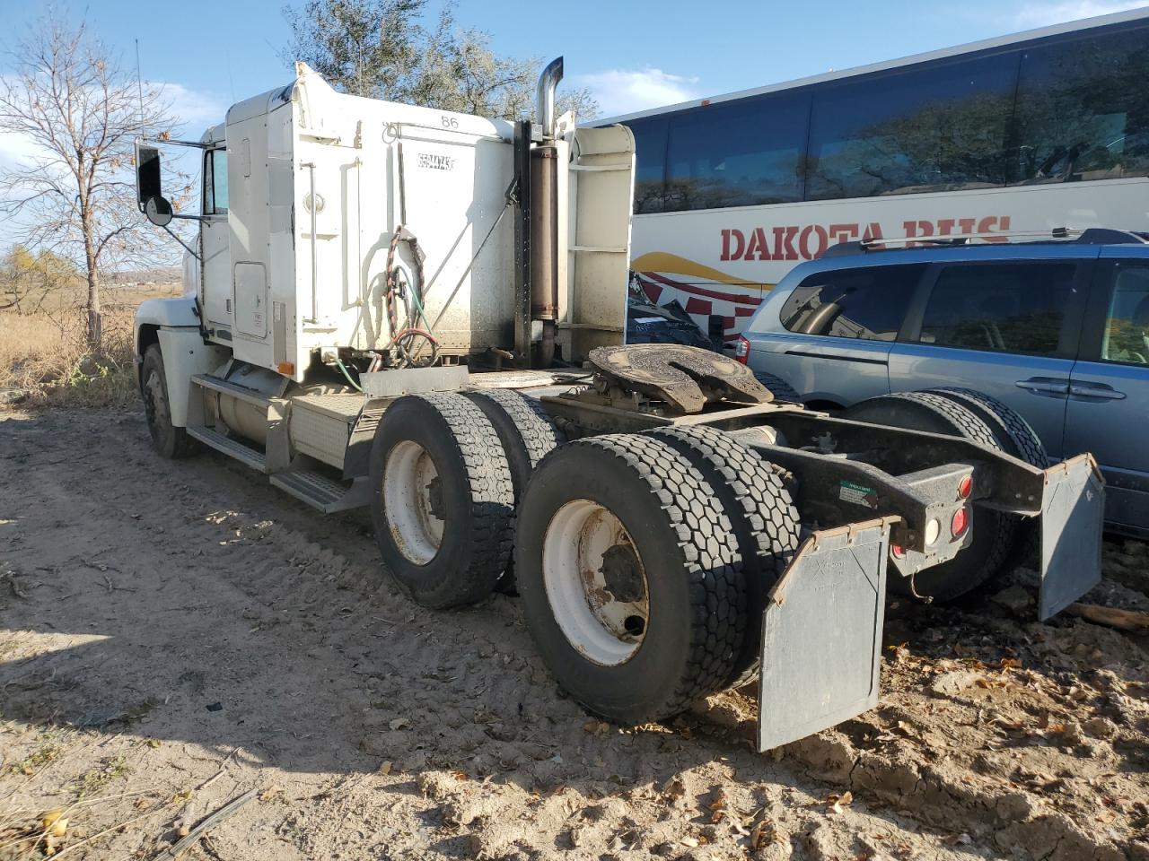 Image 3 of 1996 FREIGHTLINER CONVENTIONAL FLD120 1996 with VIN 1FUYDDYB7TH637132