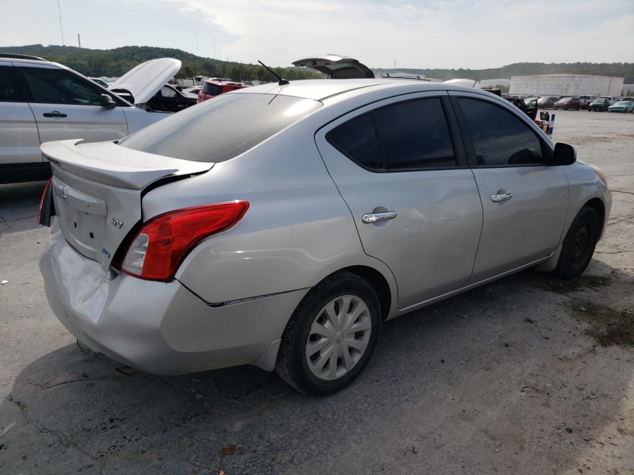 Image 3 of 2013 NISSAN VERSA S 2013 with VIN 3N1CN7AP9DL844634