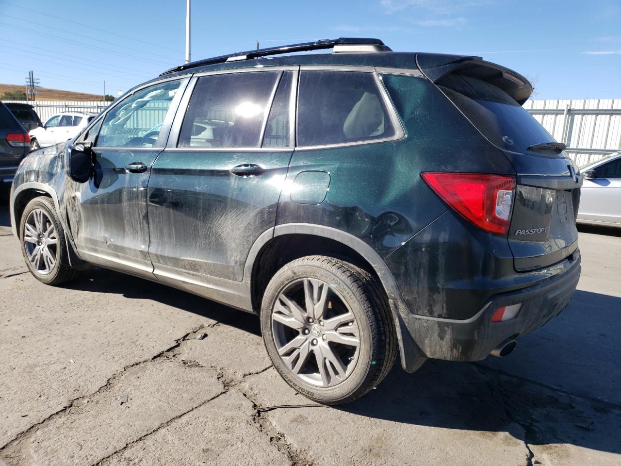 Image 2 of 2020 HONDA PASSPORT EXL 2020 with VIN 5FNYF8H56LB002924