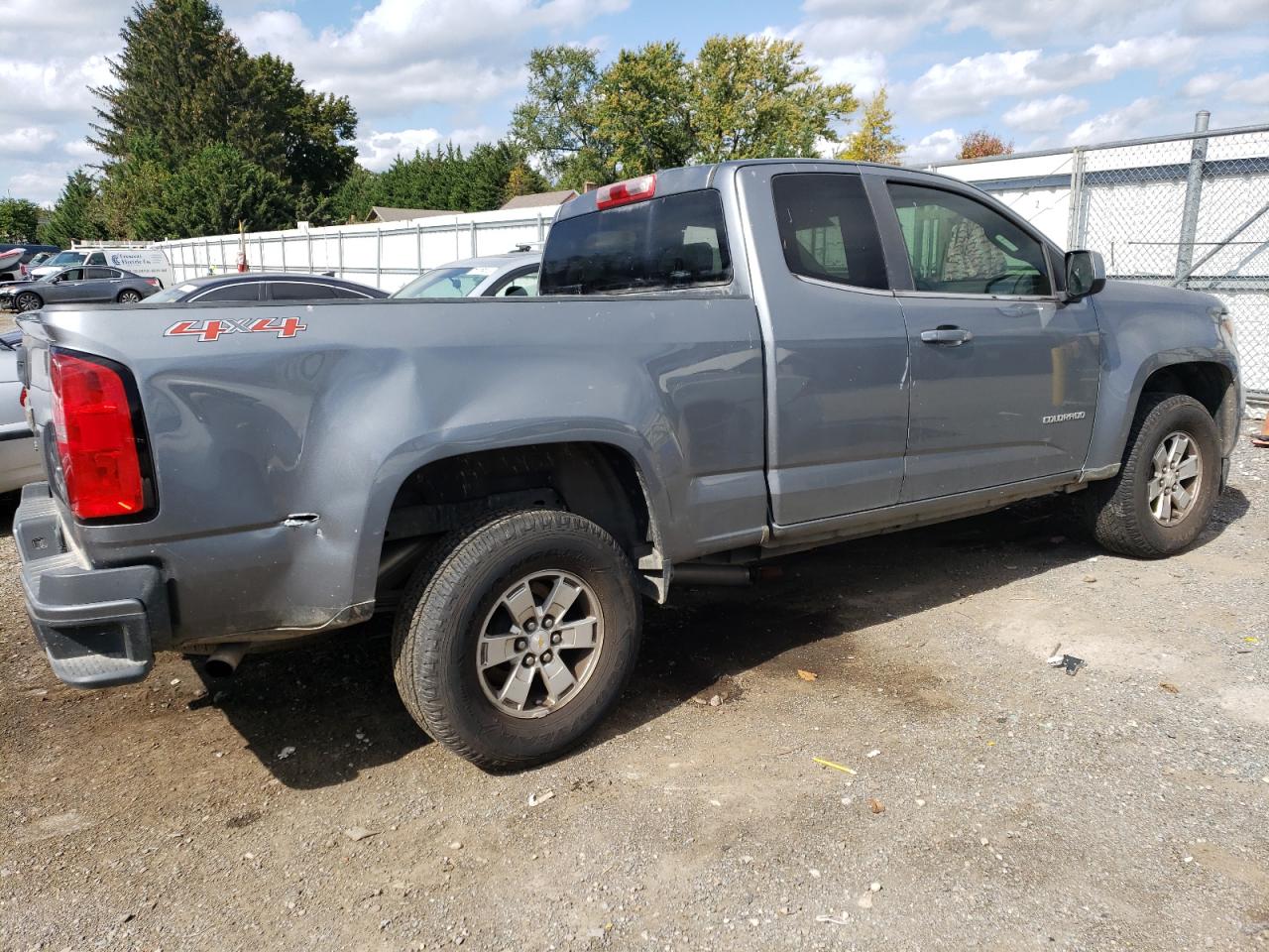 Изображение 3 2018 CHEVROLET COLORADO  2018 с VIN 1GCHTBEN5J1114985