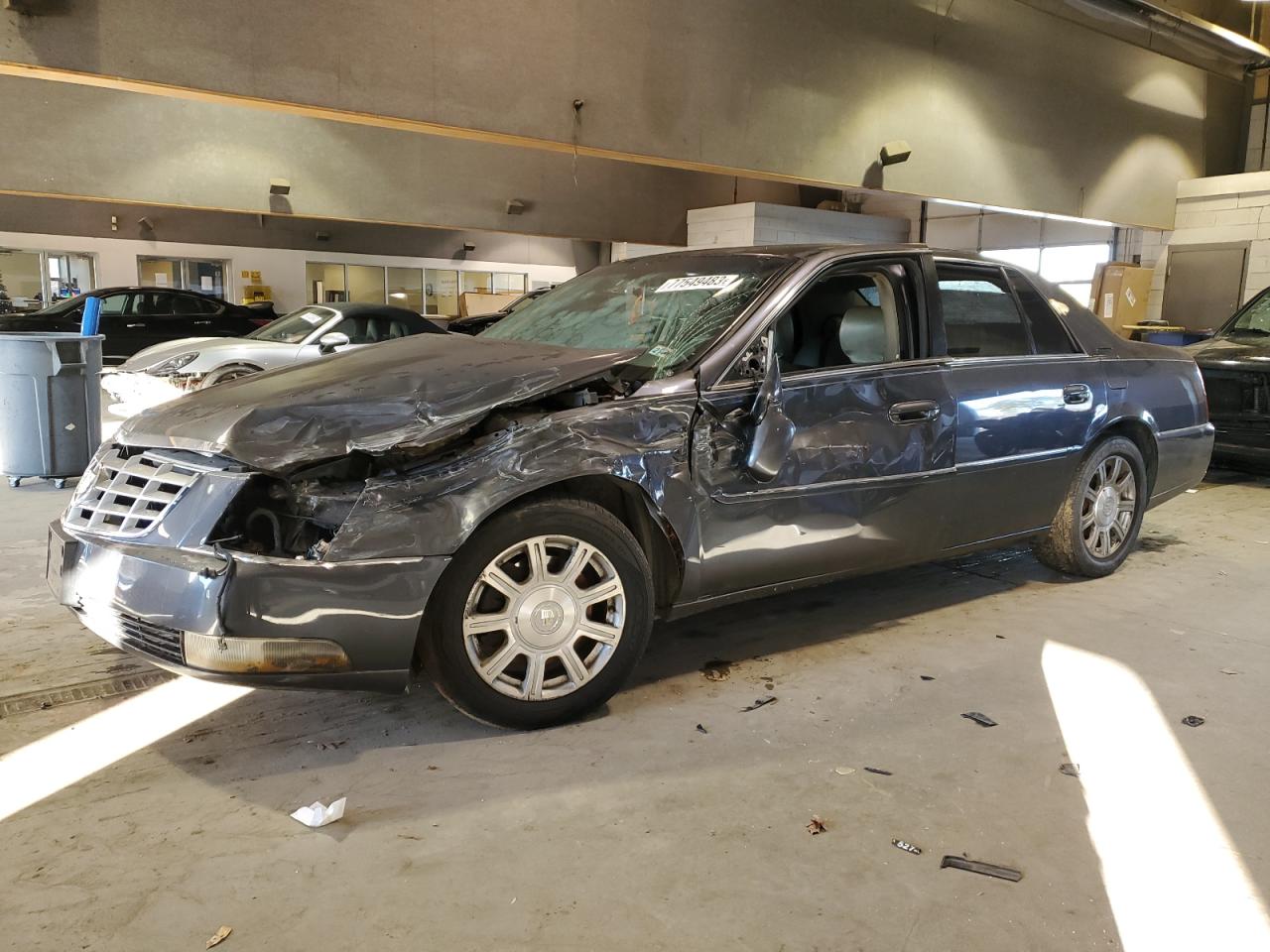 2010 CADILLAC DTS  2010 image