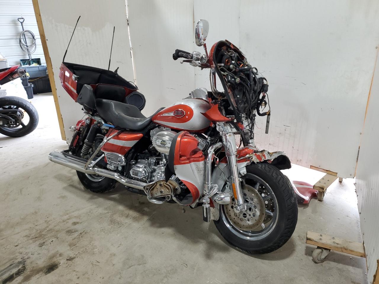 Image 1 of 2008 HARLEY-DAVIDSON FLHTCUSE3  2008 with VIN 1HD1PR8158Y950481