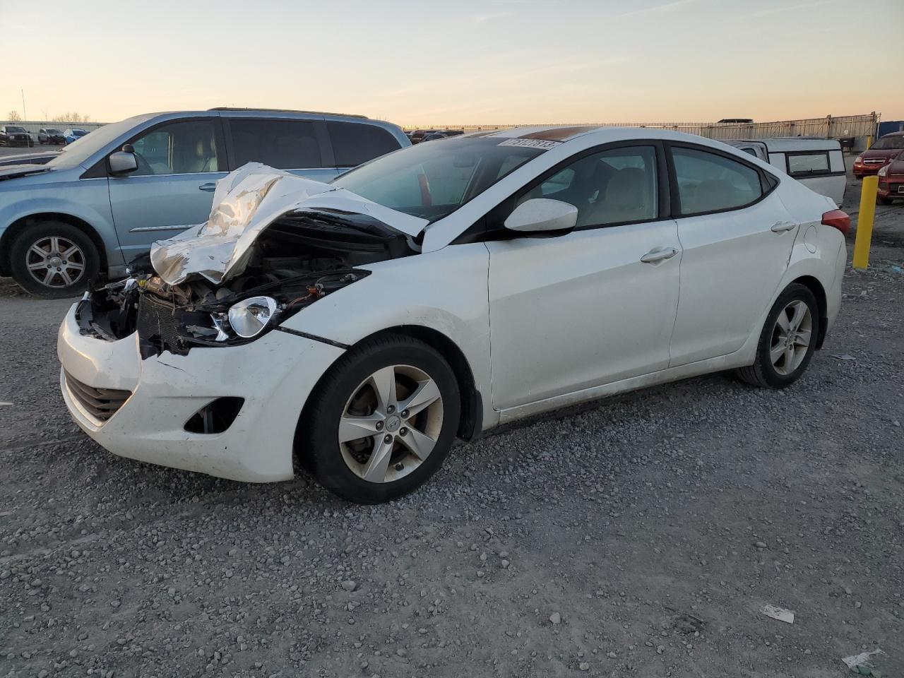 Image 1 of 2013 HYUNDAI ELANTRA GLS 2013 with VIN 5NPDH4AE1DH277650