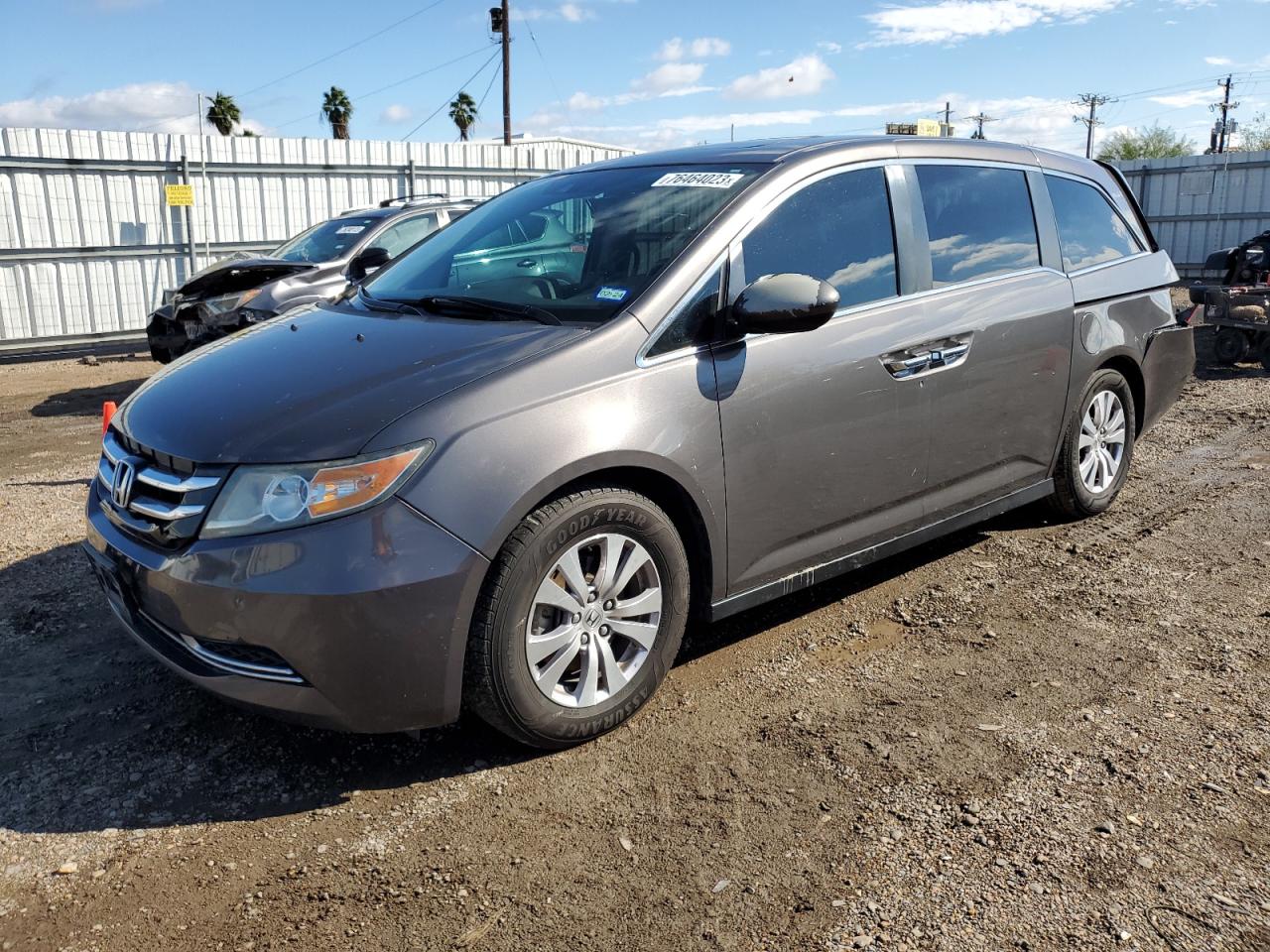 Image 1 of 2014 HONDA ODYSSEY EXL 2014 with VIN 5FNRL5H6XEB138027