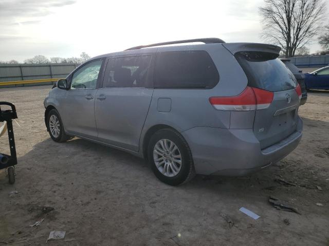 Изображение 2 2012 TOYOTA SIENNA XLE 2012 с VIN 5TDYK3DC0CS266848