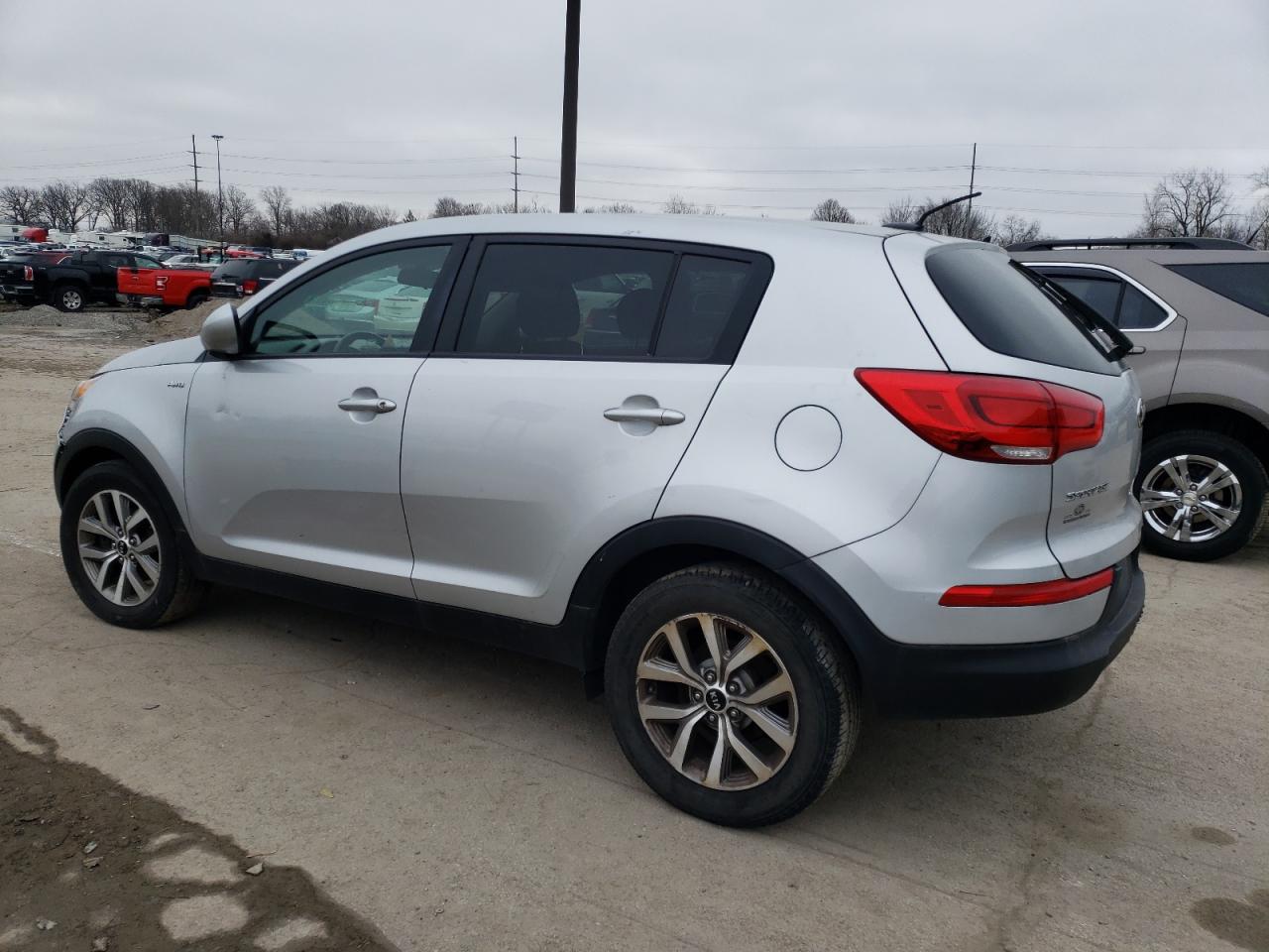 Obraz 2 z 2016 KIA SPORTAGE LX 2016 z VIN KNDPBCAC8G7844470