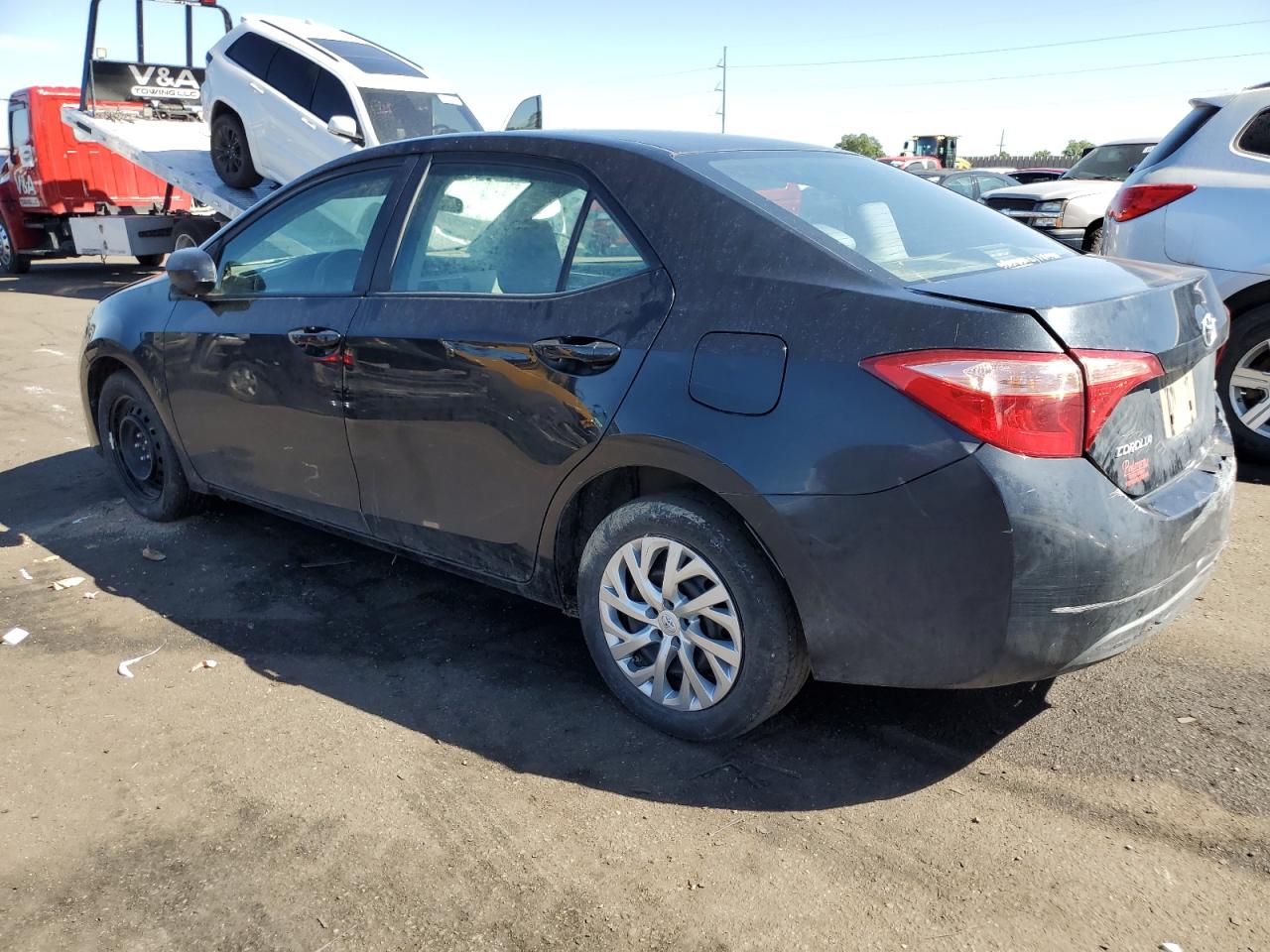 Obraz 2 z 2019 TOYOTA COROLLA L 2019 z VIN 2T1BURHE4KC211003