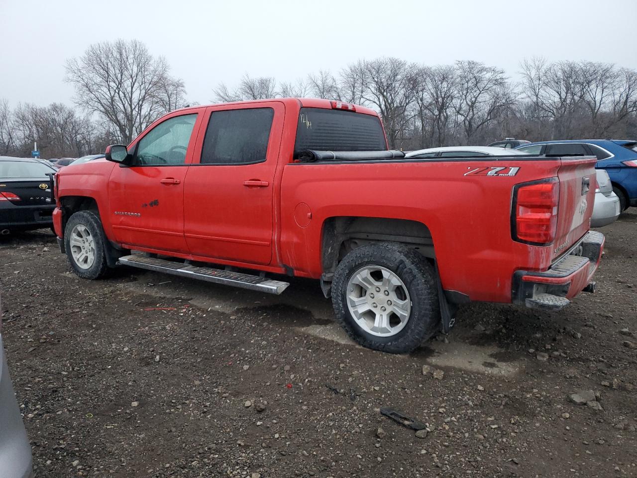 Изображение 2 2018 CHEVROLET SILVERADO K1500 LT 2018 с VIN 3GCUKREC8JG131001