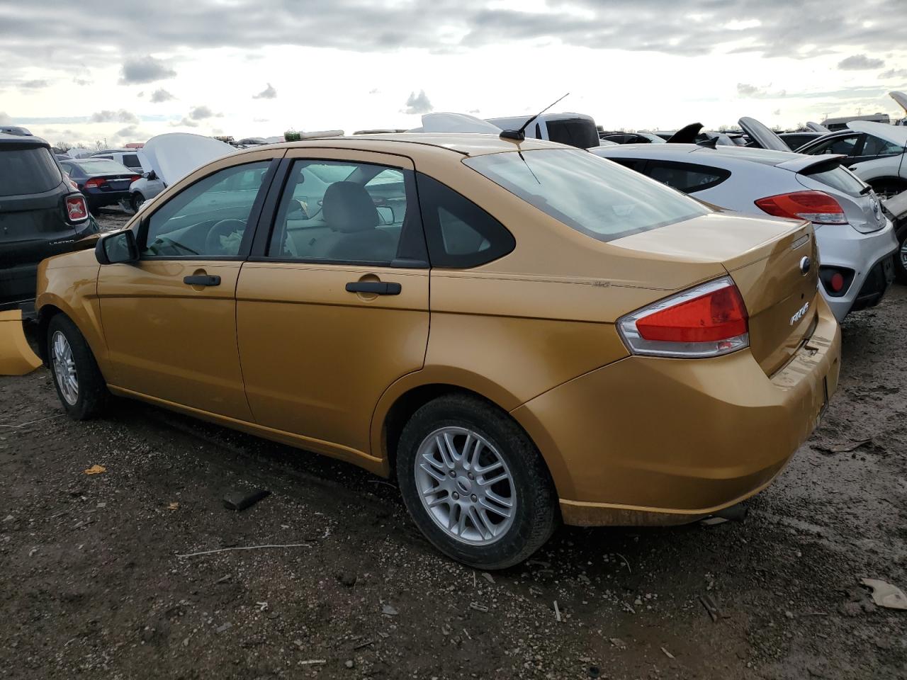 Изображение 2 2009 FORD FOCUS SE 2009 с VIN 1FAHP35N39W107905