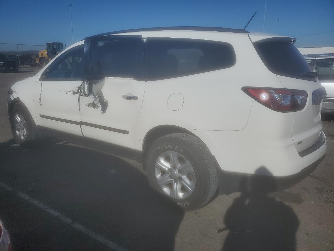 Obraz 2 z 2015 CHEVROLET TRAVERSE LS 2015 z VIN 1GNKVFED5FJ239708
