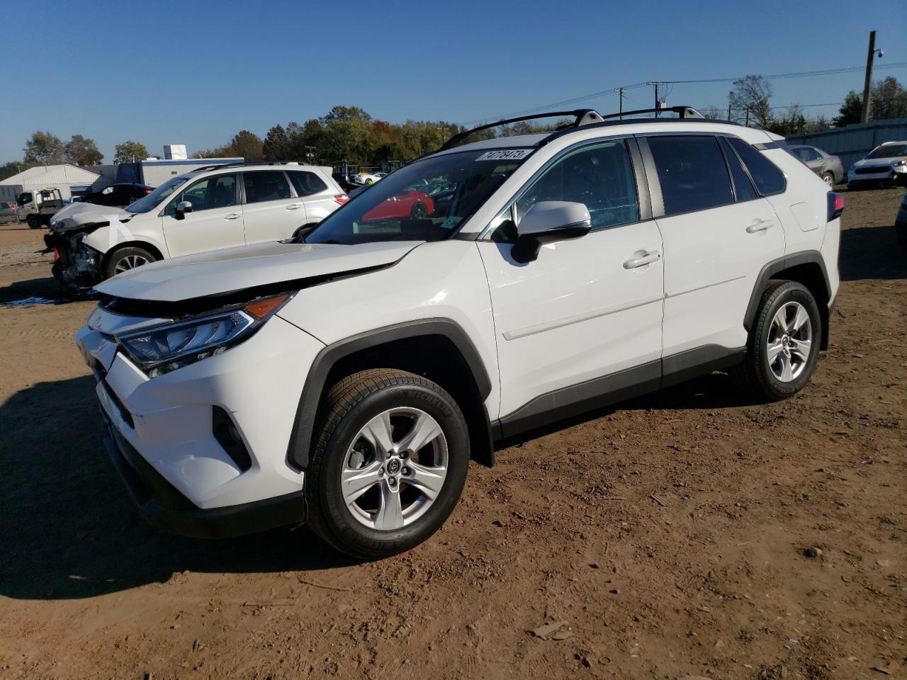 Изображение 1 2019 TOYOTA RAV4 XLE 2019 с VIN 2T3P1RFVXKW014456