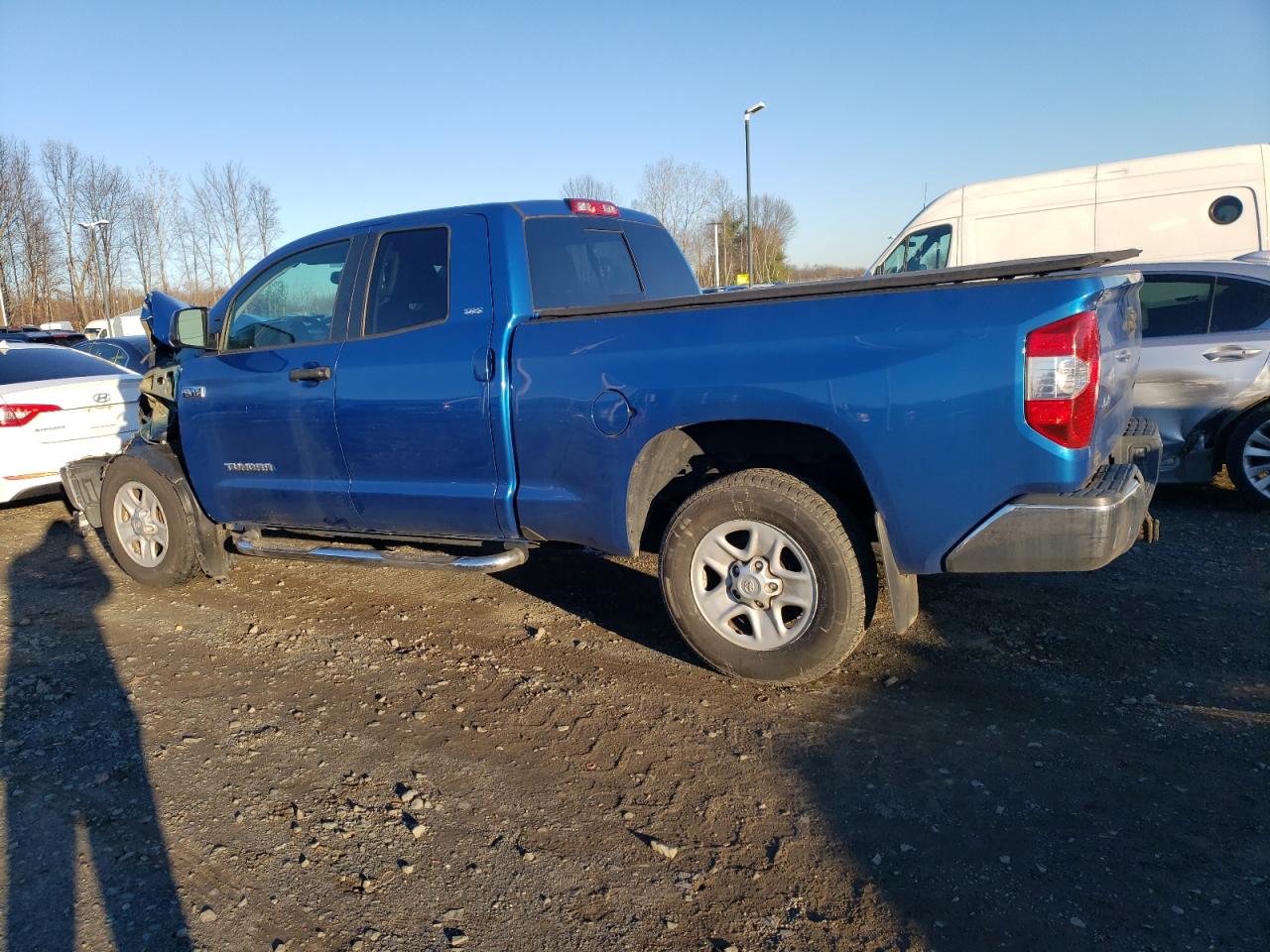 Obraz 2 z 2018 TOYOTA TUNDRA DOUBLE CAB SR/SR5 2018 z VIN 5TFUY5F14JX728159